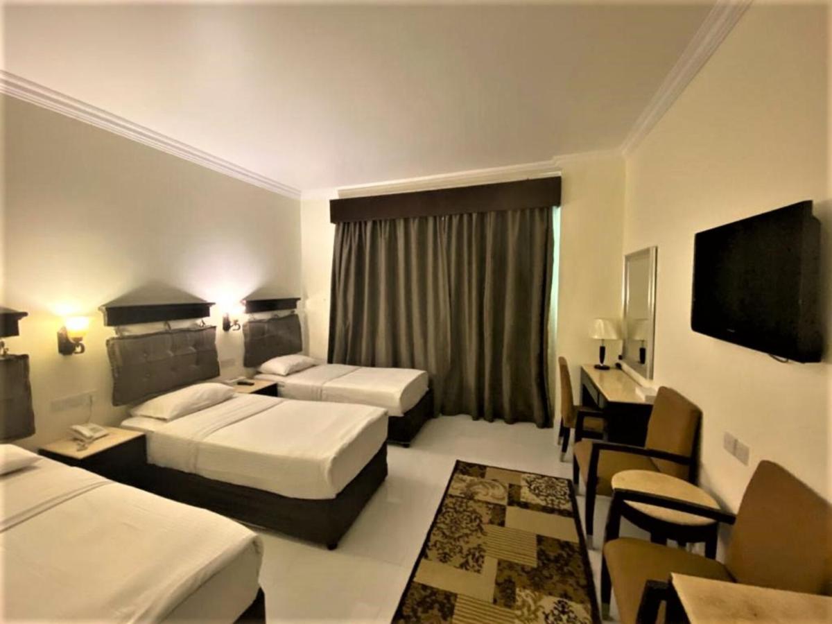 Signature Inn Hotel Deira 두바이 외부 사진